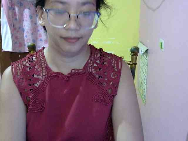 MystiqueMiss webcam