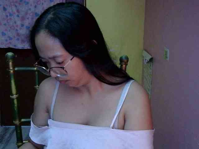 MystiqueMiss webcam