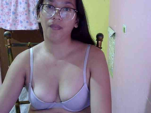 MystiqueMiss webcam