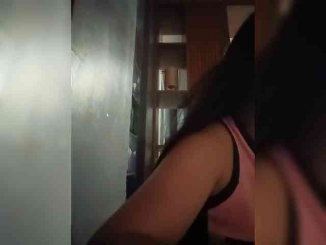 MystiqueMiss webcam