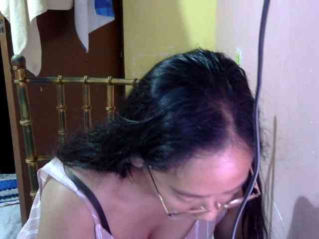 MystiqueMiss webcam