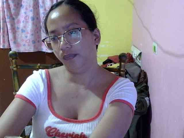MystiqueMiss webcam