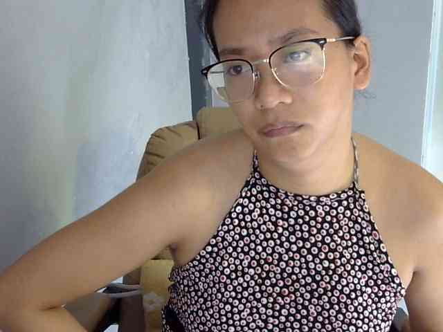 MystiqueMiss webcam