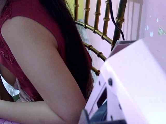 MystiqueMiss webcam