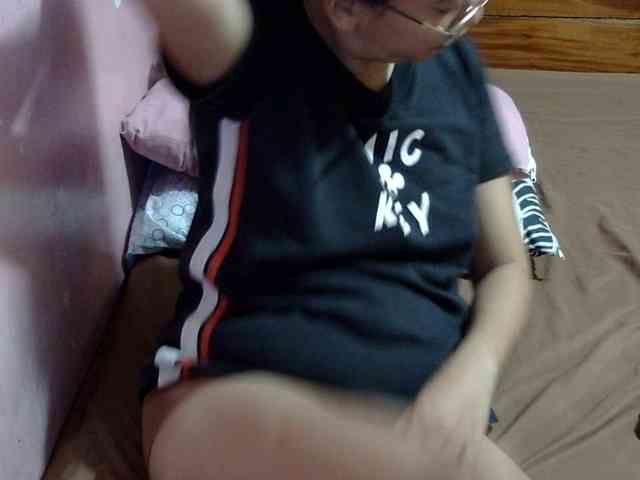 MystiqueMiss webcam