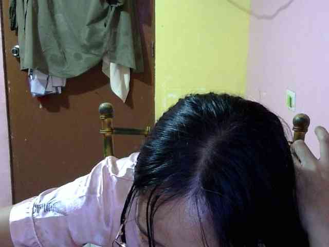 MystiqueMiss webcam