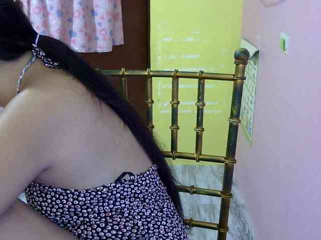 MystiqueMiss webcam