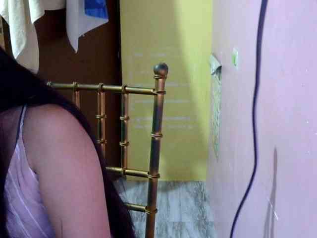 MystiqueMiss webcam