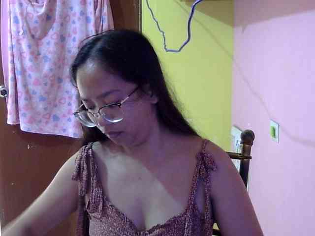 MystiqueMiss webcam