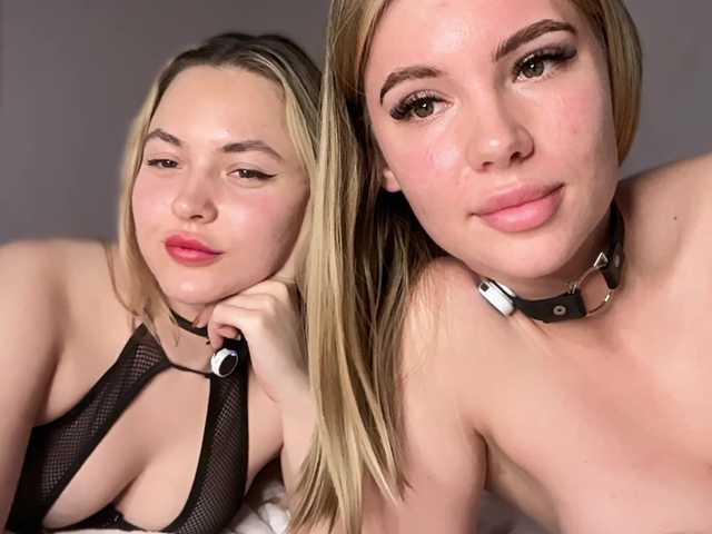 Sex chat gratuit in direct cu VelvetTwins pe BongaCams
