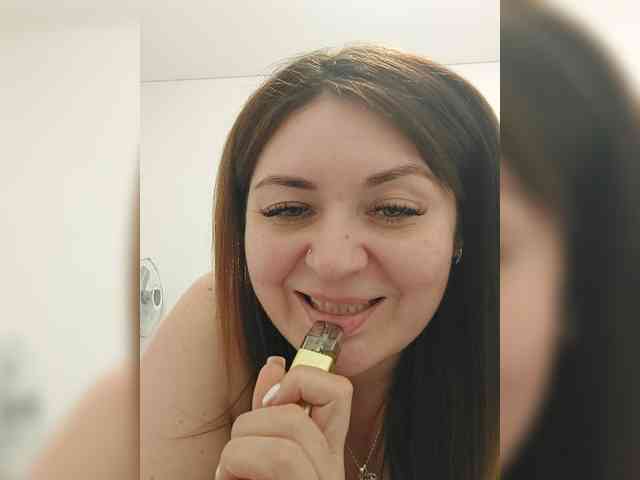 LillyJosepha webcam