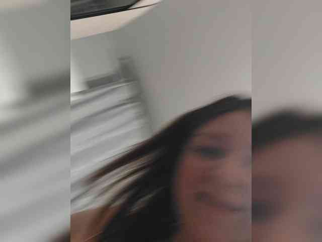 LillyJosepha webcam