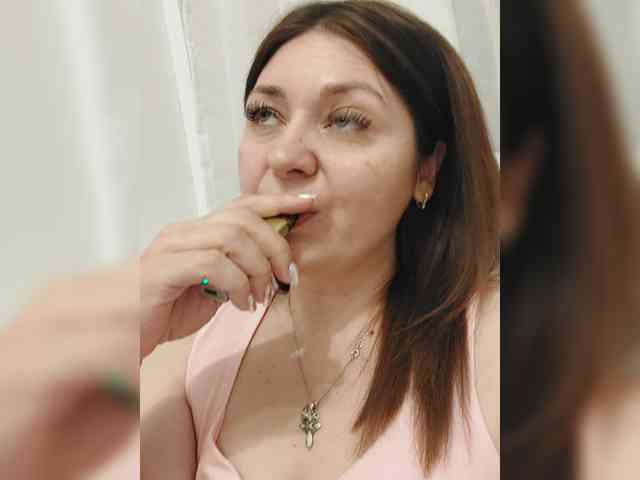 LillyJosepha webcam