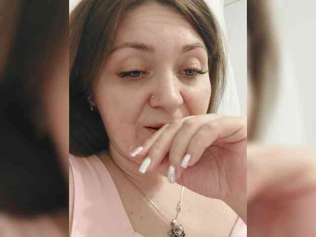 LillyJosepha webcam