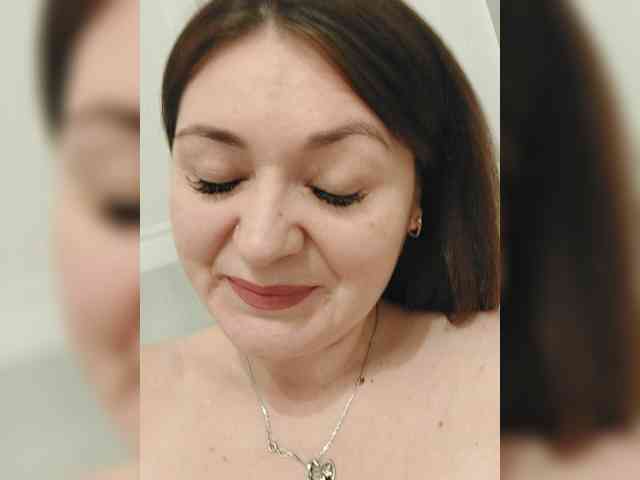 LillyJosepha webcam