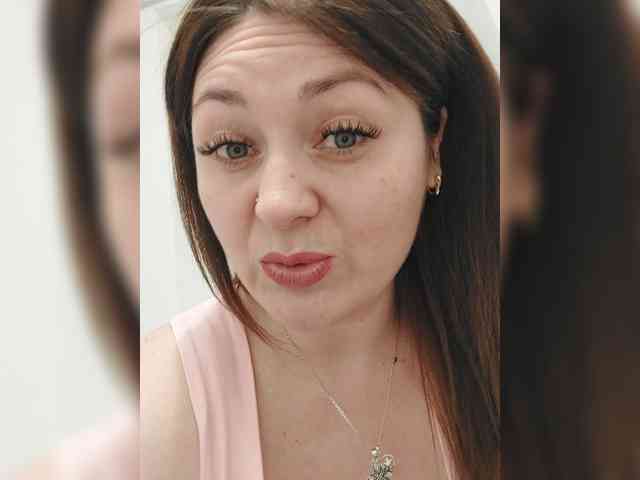 LillyJosepha webcam