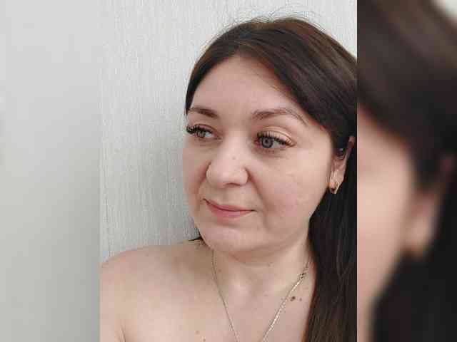 LillyJosepha webcam