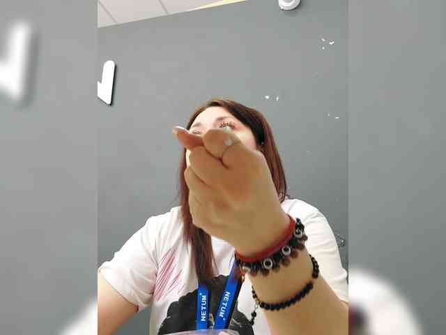LillyJosepha webcam