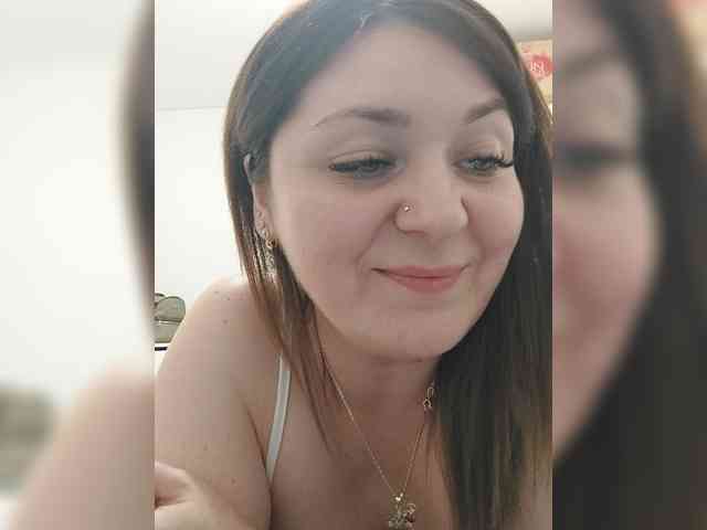 LillyJosepha webcam