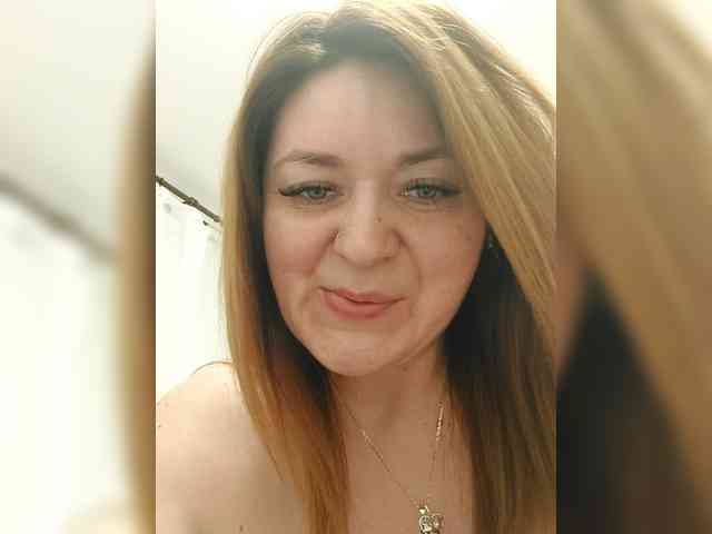 LillyJosepha webcam
