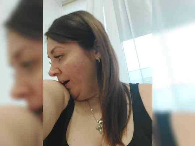 LillyJosepha webcam