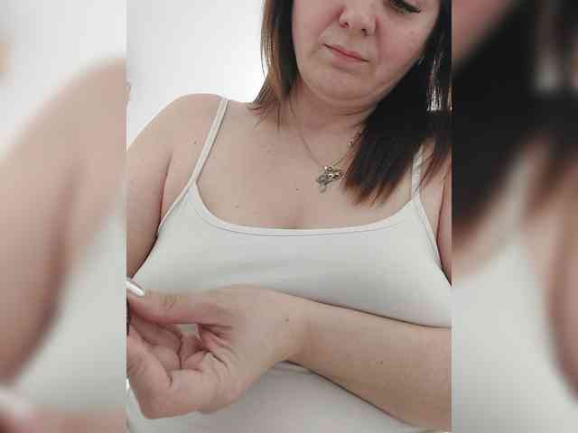 LillyJosepha webcam