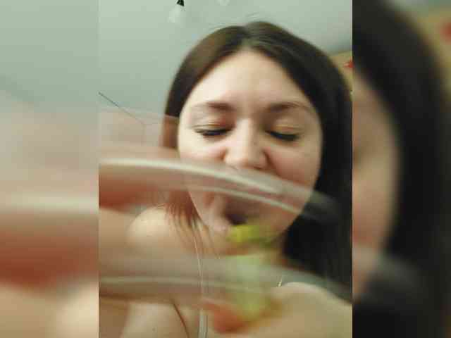 LillyJosepha webcam