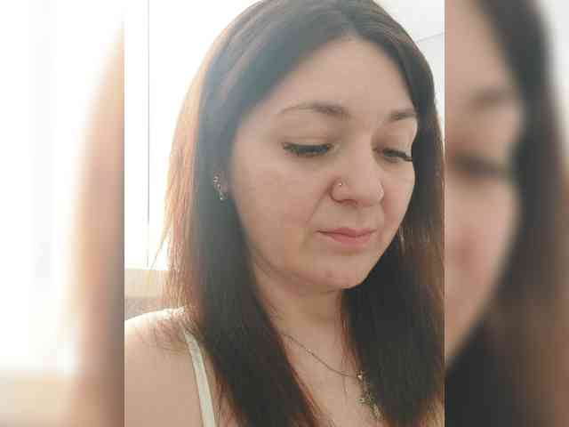 LillyJosepha webcam