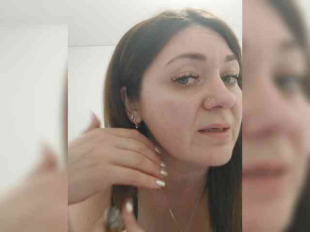 LillyJosepha webcam