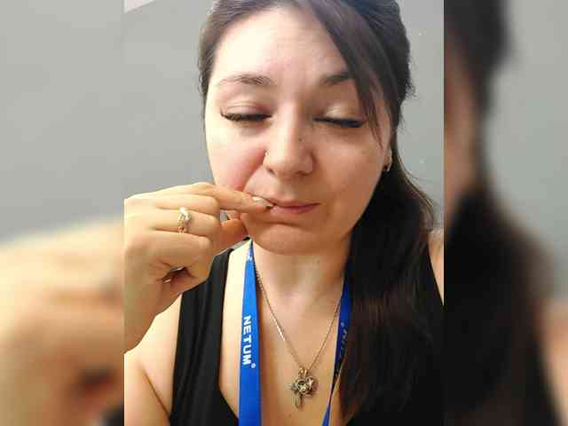 LillyJosepha webcam