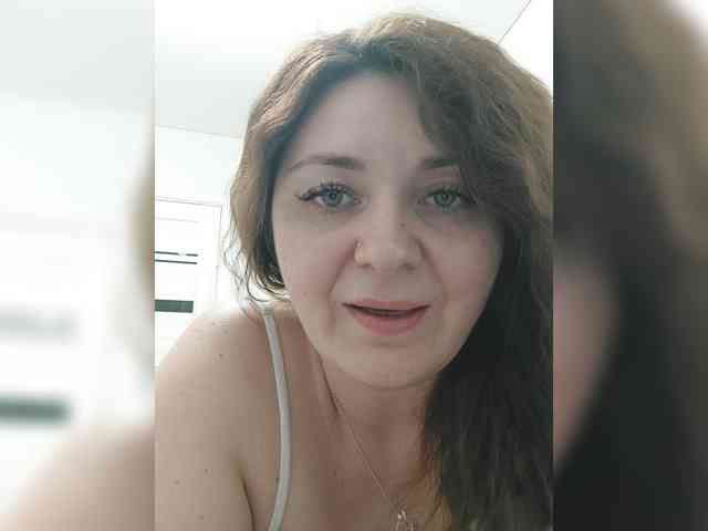 LillyJosepha webcam