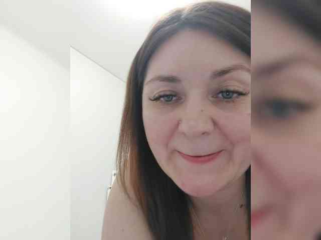 LillyJosepha webcam