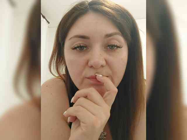 LillyJosepha webcam