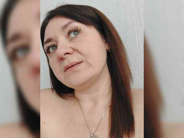 LillyJosepha webcam