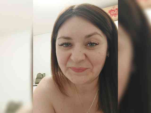 LillyJosepha webcam