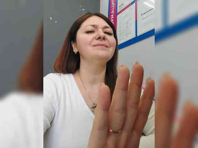 LillyJosepha webcam