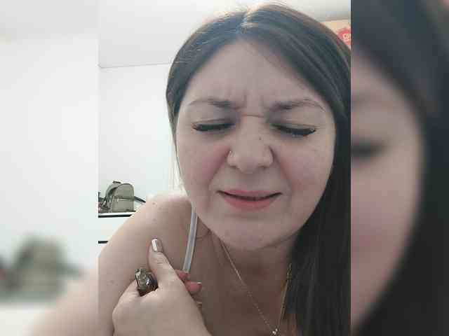 LillyJosepha webcam