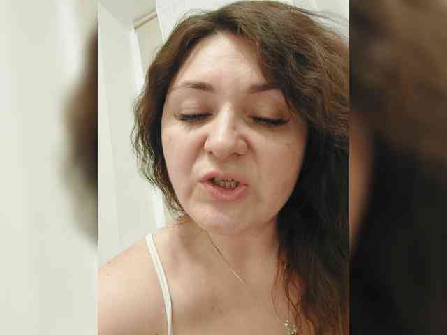 LillyJosepha webcam