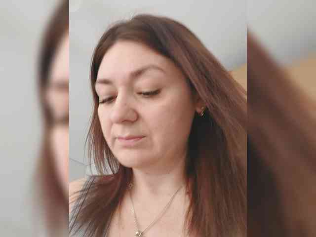 Модель: LillyJosepha