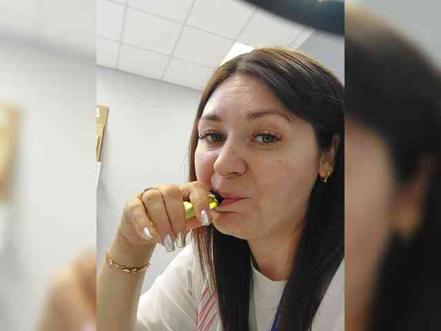 LillyJosepha webcam