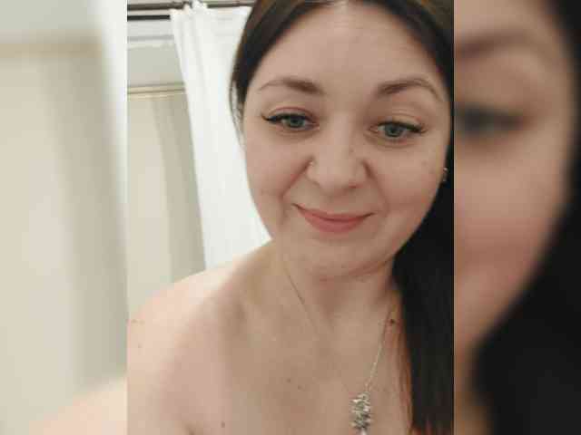 LillyJosepha webcam