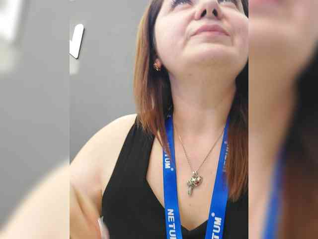 LillyJosepha webcam