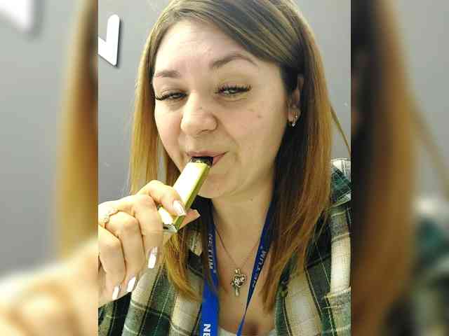 LillyJosepha webcam