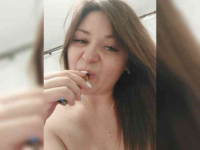 LillyJosepha webcam