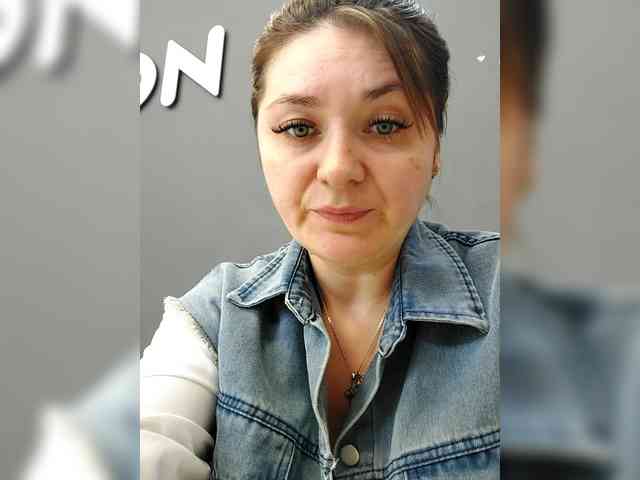 LillyJosepha webcam