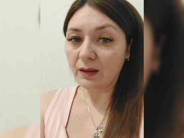 LillyJosepha webcam