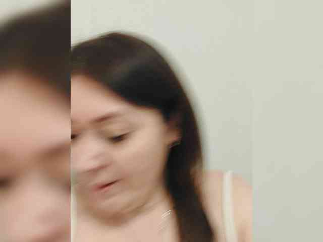 LillyJosepha webcam