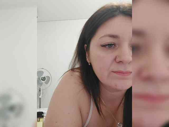 LillyJosepha webcam