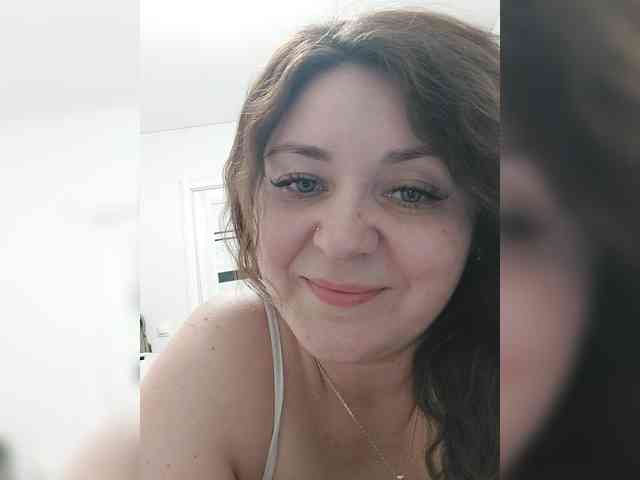 LillyJosepha webcam