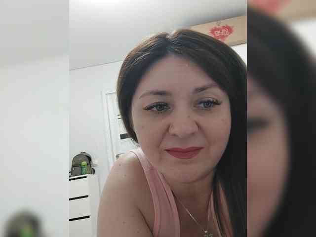LillyJosepha webcam